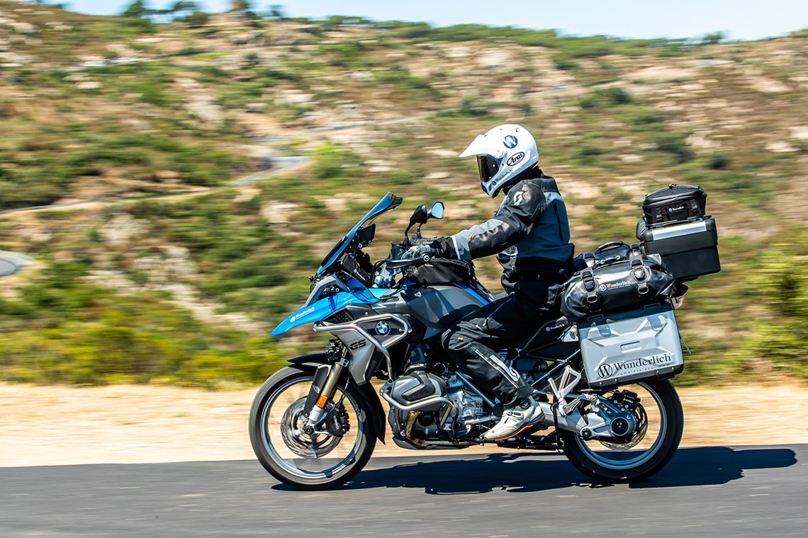 r1250gs action.jpg