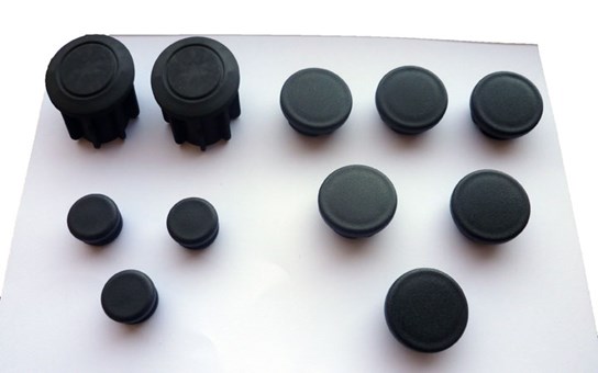 nippy-plugs-r1200rs-3_lr..jpg
